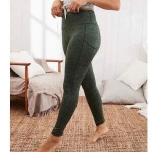 OFFLINE BY AERIE The Hugger Legging in Dark Green - Size Large L - NWT
